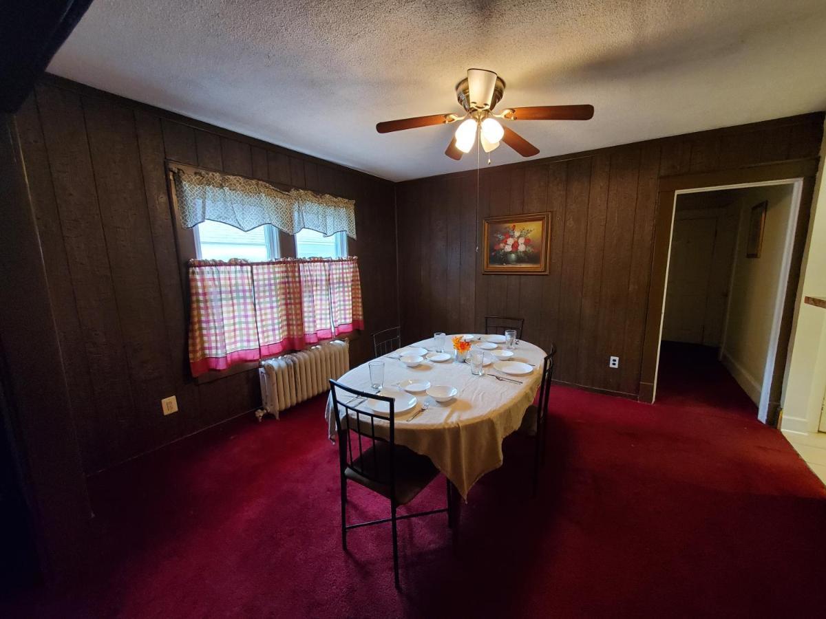 نياغارا فالس، نيويورك 6 Minutes From The Falls! Spacious 2Nd Floor Apartment Sleeps 5 المظهر الخارجي الصورة