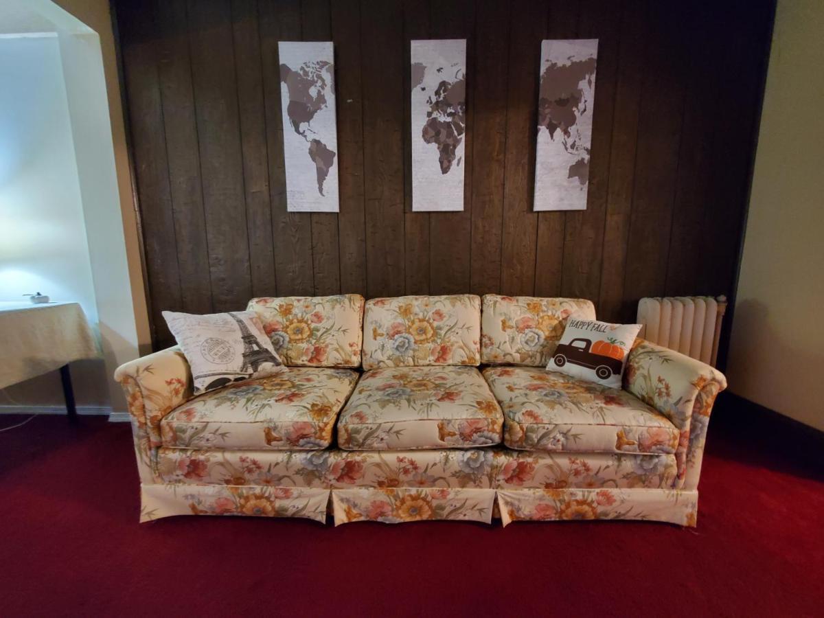 نياغارا فالس، نيويورك 6 Minutes From The Falls! Spacious 2Nd Floor Apartment Sleeps 5 المظهر الخارجي الصورة