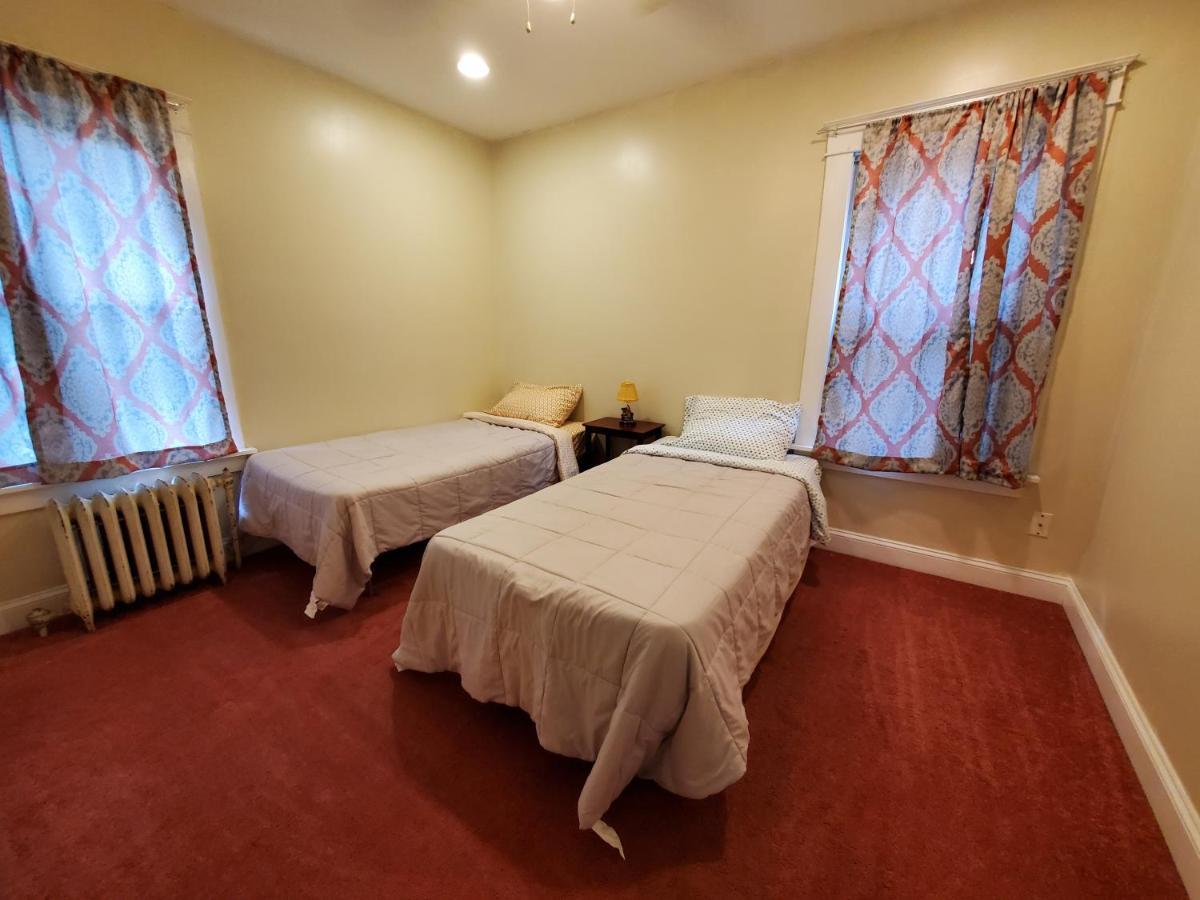 نياغارا فالس، نيويورك 6 Minutes From The Falls! Spacious 2Nd Floor Apartment Sleeps 5 المظهر الخارجي الصورة